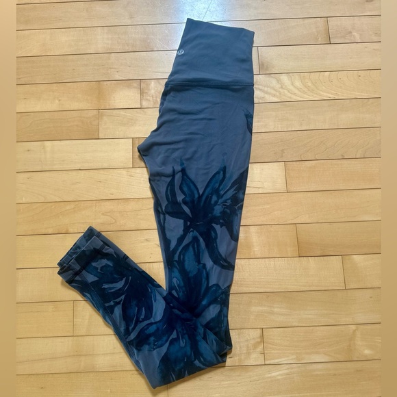 Lululemon Align High Rise Leggings - Picture 4 of 6